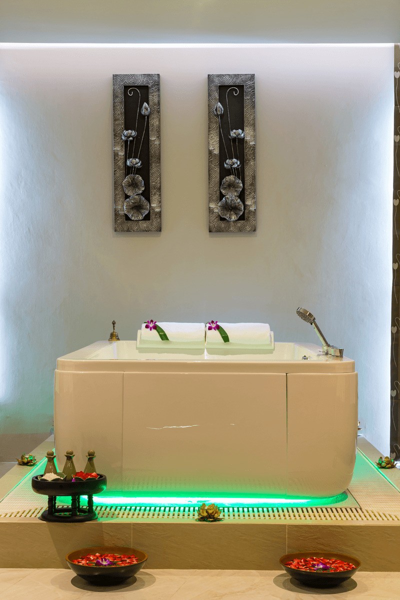 Crest Resort & Pool Villas phuket