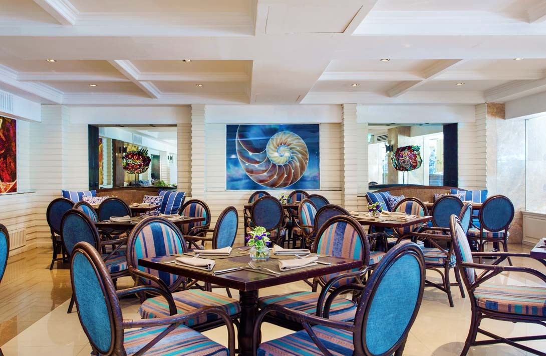 فندق ذا باي فيو بتايا تايلاند The Bayview Hotel Pattaya Thailand