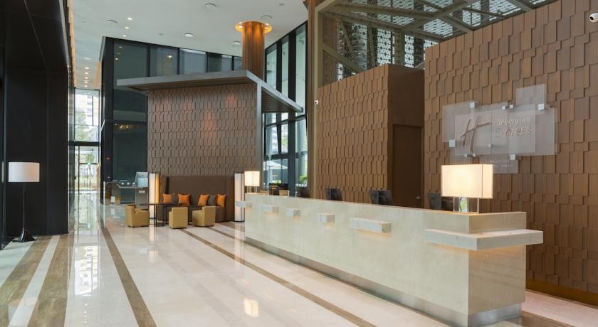 فندق هوليدي ان اكسبرس سنغافورة