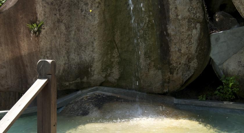 فندق و منتجع جابا مالا جزيرة تيومان ماليزيا 