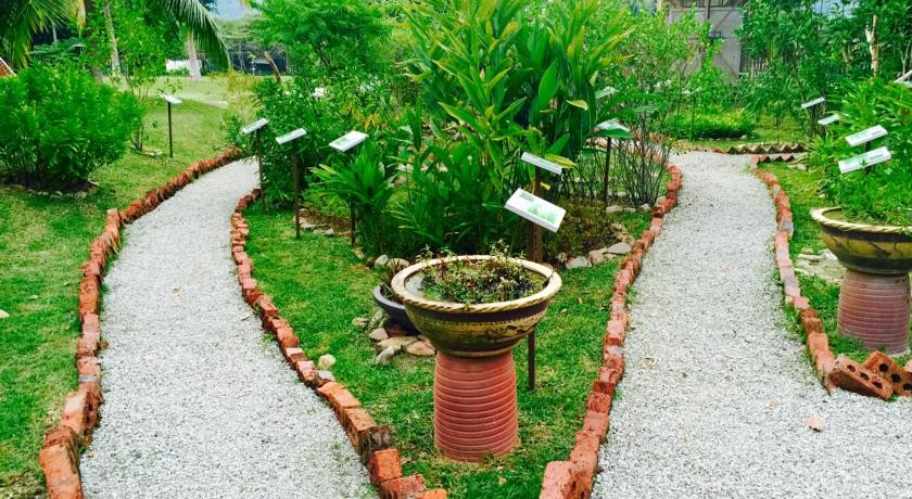 فندق لانكاوي لاجون ريزورت لنكاوي ماليزيا