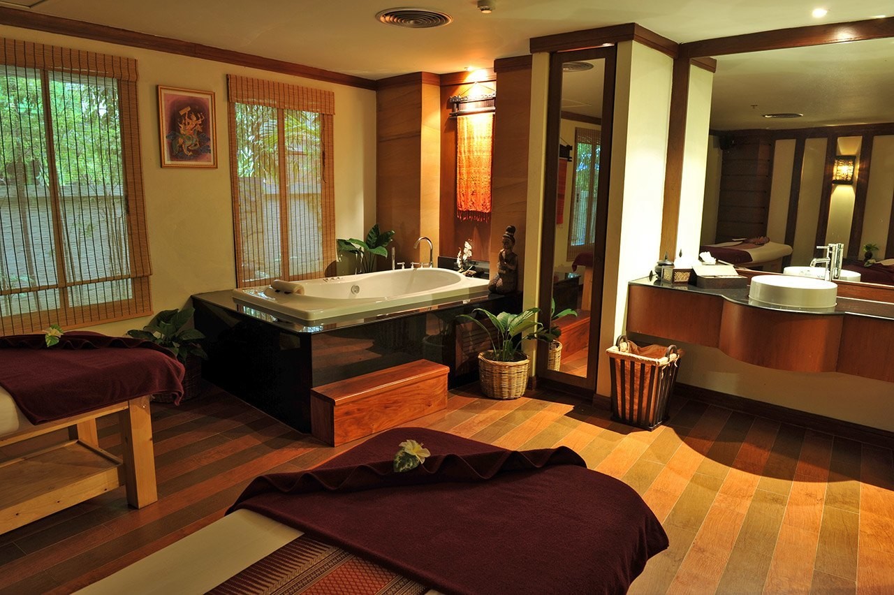 فندق وسبا ذا رويال بارادايس بوكيت تايلاند The Royal Paradise Hotel & Spa Phuket Thailand