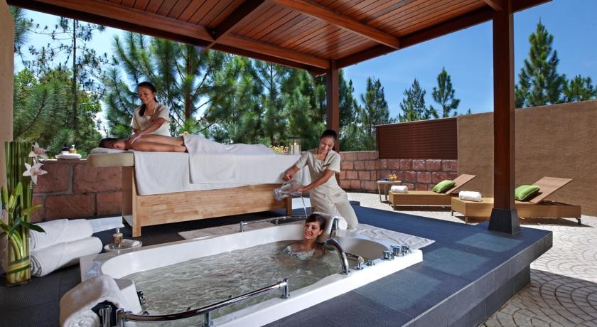 منتجع ذا شاتو سبا آند أورجانيك ويلنس بوكيت تنجي ماليزيا 