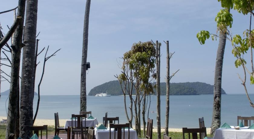 فندق فرنغي باني بيتش لنكاوي ماليزيا