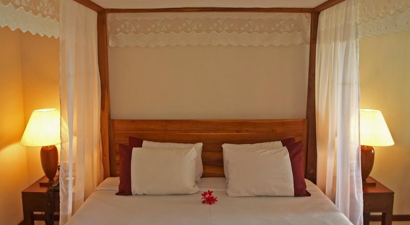 فندق فرنغي باني بيتش لنكاوي ماليزيا