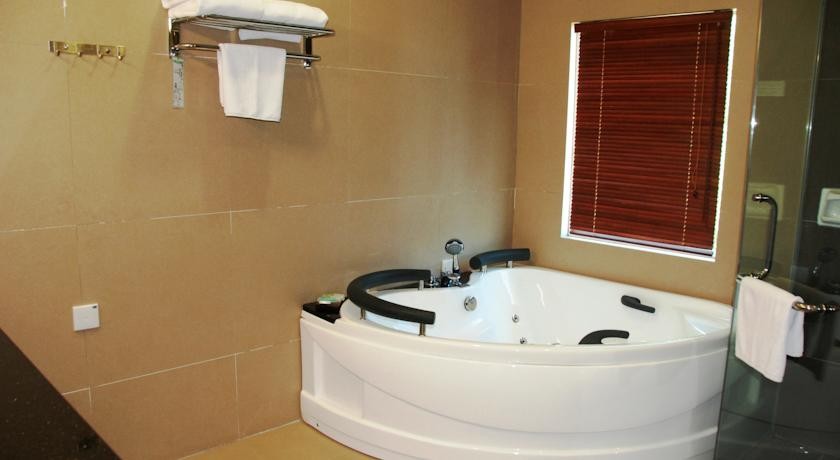 فندق فرنغي باني بيتش لنكاوي ماليزيا