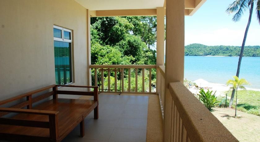 فندق فرنغي باني بيتش لنكاوي ماليزيا