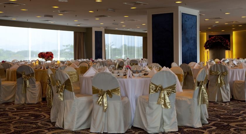 فندق فيستانا كوالالمبور ماليزيا