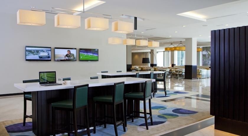 فندق فيستانا كوالالمبور ماليزيا