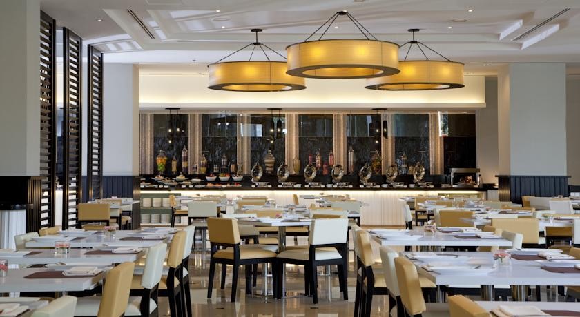 فندق فيستانا كوالالمبور ماليزيا